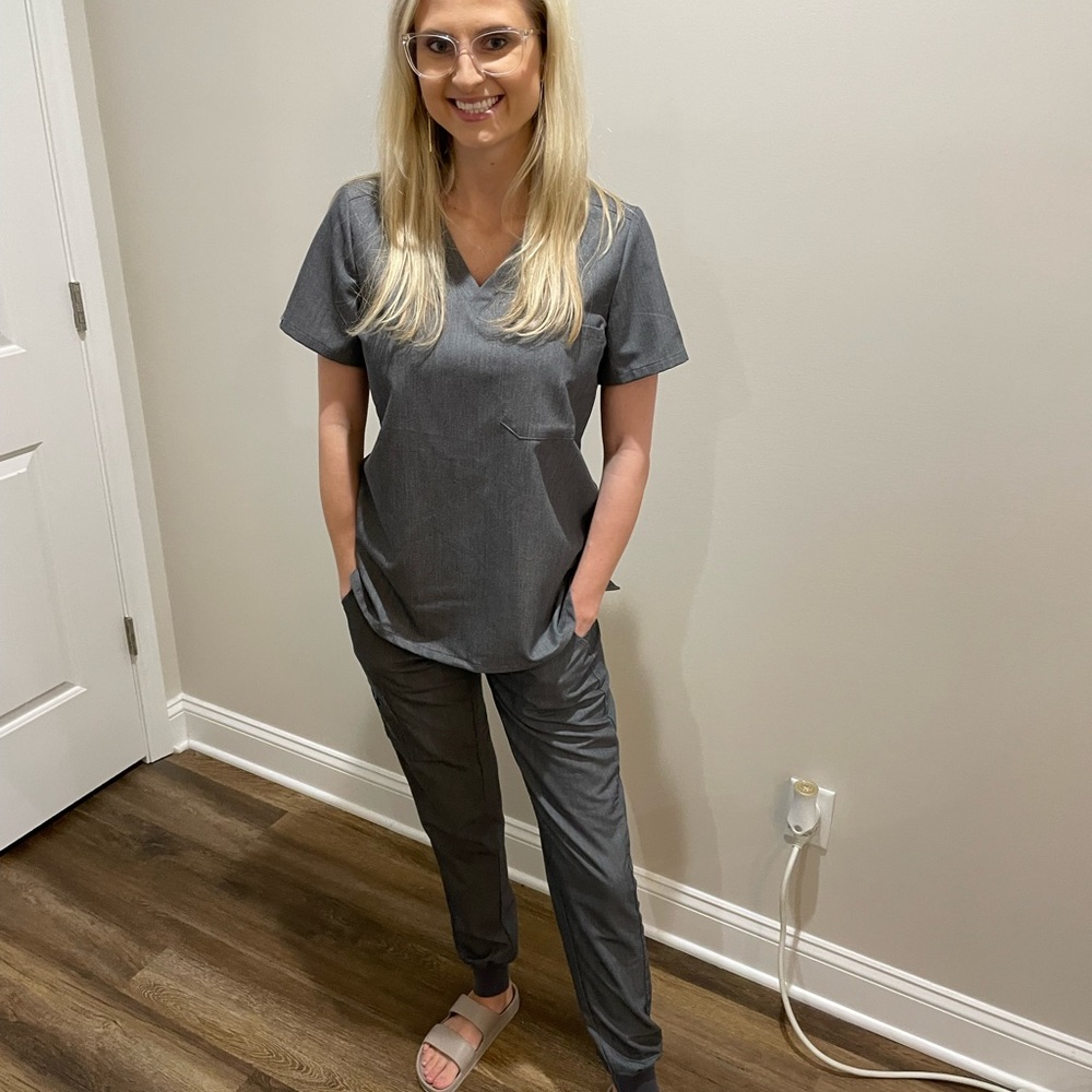 Figs Gray Women's Scrub Set